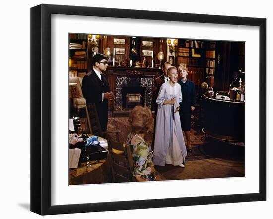 ROSEMARY'S BABY, 1968 directed by ROMAN POLANSKI Mia Farrow (photo)-null-Framed Photo