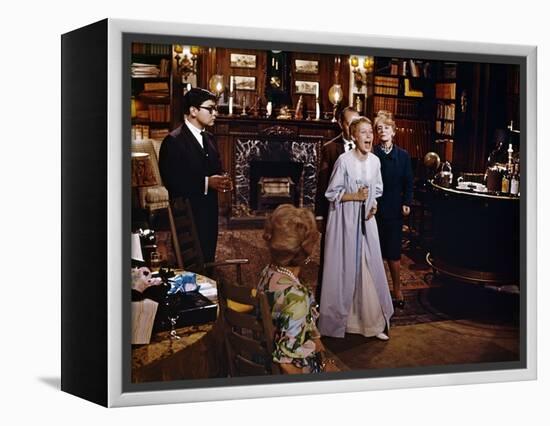 ROSEMARY'S BABY, 1968 directed by ROMAN POLANSKI Mia Farrow (photo)-null-Framed Stretched Canvas