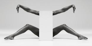 Ivory Drape-Ross Oscar-Photographic Print