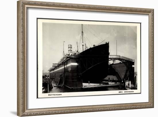 Rotterdam, Dampfschiff in Der Schwimmenden Werft-null-Framed Giclee Print