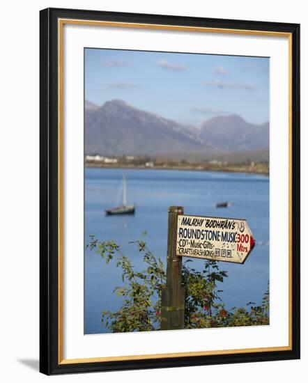 Roundstone Harbour, Connemara, Co, Galway, Ireland-Doug Pearson-Framed Photographic Print