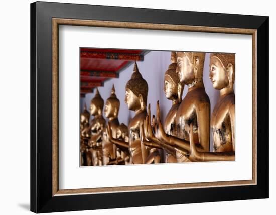 Row of golden Buddha statues, meditation, Wat Pho (Temple of the Reclining Buddha), Bangkok-Godong-Framed Photographic Print