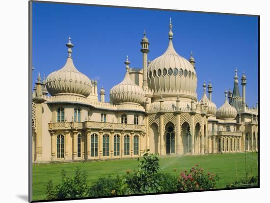 Royal Pavilion, Brighton, Sussex, England-Nigel Francis-Mounted Photographic Print