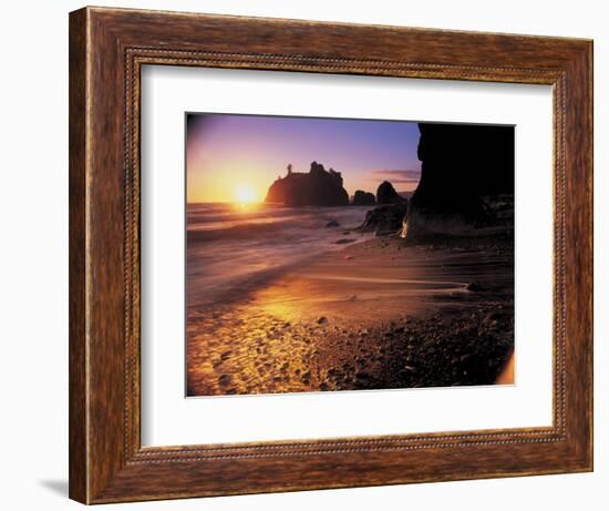 Ruby Beach at Sunset-Peter Adams-Framed Photographic Print