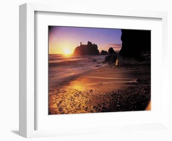 Ruby Beach at Sunset-Peter Adams-Framed Photographic Print