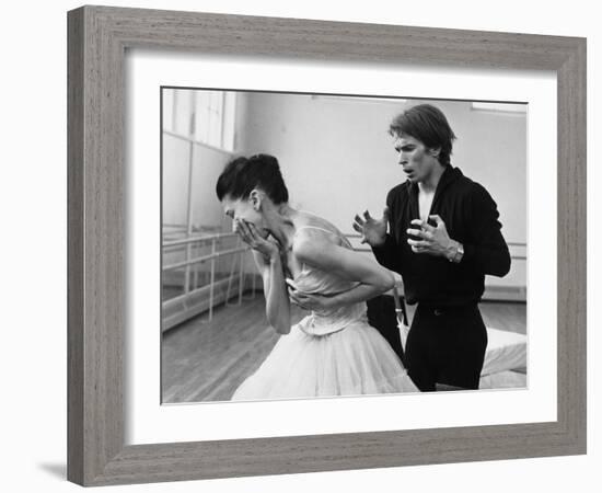 Rudolf Khametovich Nureyev and Margot Fonteyn Rehearsing Marguerite and Armand, England-Anthony Crickmay-Framed Premium Photographic Print