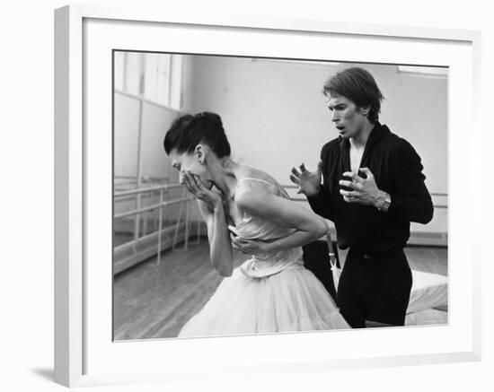 Rudolf Khametovich Nureyev and Margot Fonteyn Rehearsing Marguerite and Armand, England-Anthony Crickmay-Framed Photographic Print