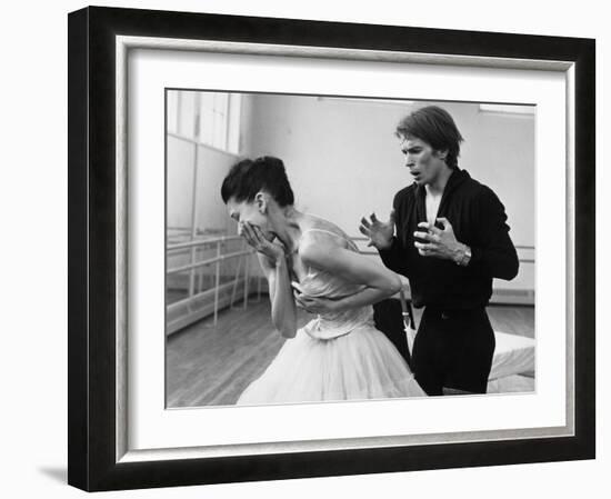 Rudolf Khametovich Nureyev and Margot Fonteyn Rehearsing Marguerite and Armand, England-Anthony Crickmay-Framed Photographic Print