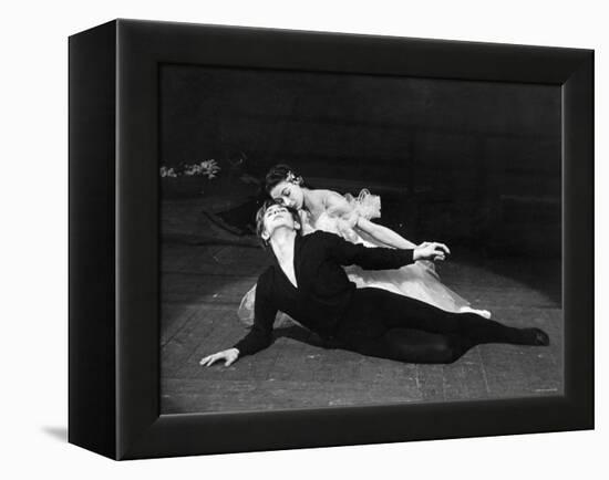 Rudolf Nureyev and Margot Fonteyn in Giselle, England-Anthony Crickmay-Framed Premier Image Canvas