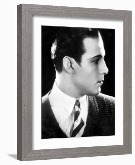 Rudolph Valentino, 1920s-null-Framed Photo