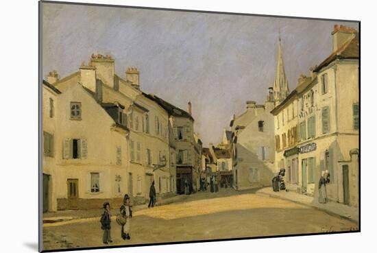 Rue De La Chaussee at Argenteuil, 1872-Alfred Sisley-Mounted Art Print