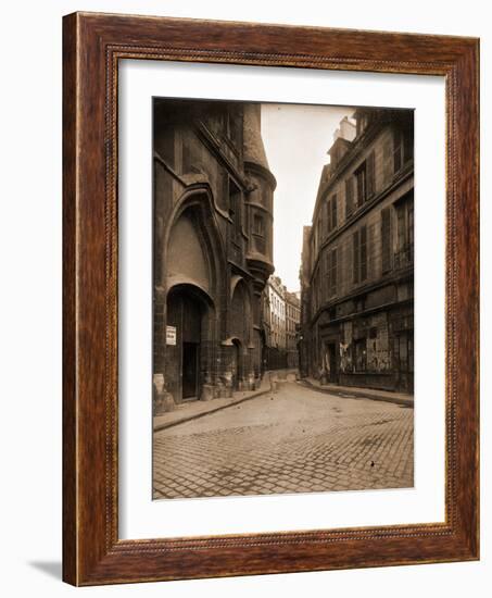 Rue du Figuier, 1924-Eugène Atget-Framed Photographic Print