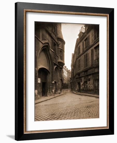 Rue du Figuier, 1924-Eugène Atget-Framed Photographic Print