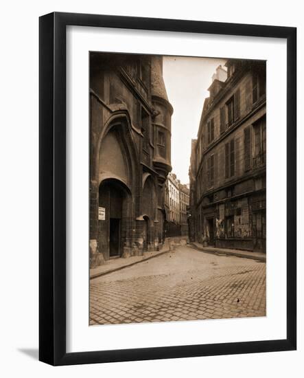 Rue du Figuier, 1924-Eugène Atget-Framed Photographic Print