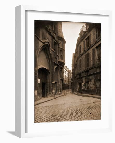 Rue du Figuier, 1924-Eugène Atget-Framed Photographic Print