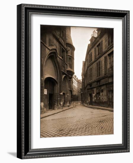 Rue du Figuier, 1924-Eugène Atget-Framed Photographic Print