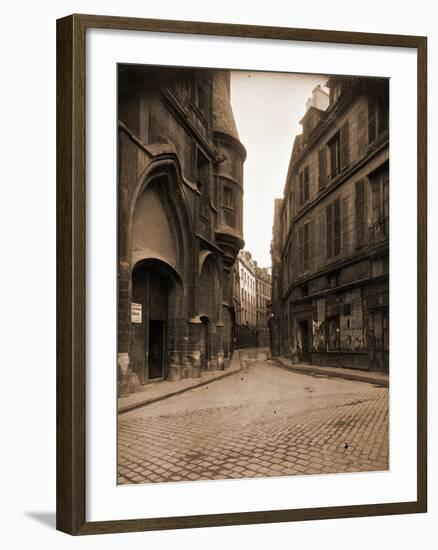 Rue du Figuier, 1924-Eugène Atget-Framed Photographic Print