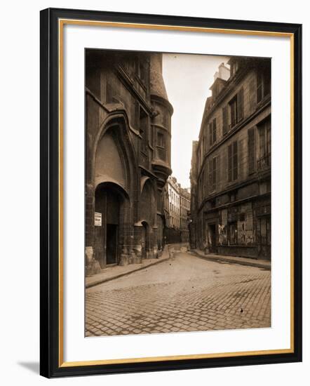 Rue du Figuier, 1924-Eugène Atget-Framed Photographic Print