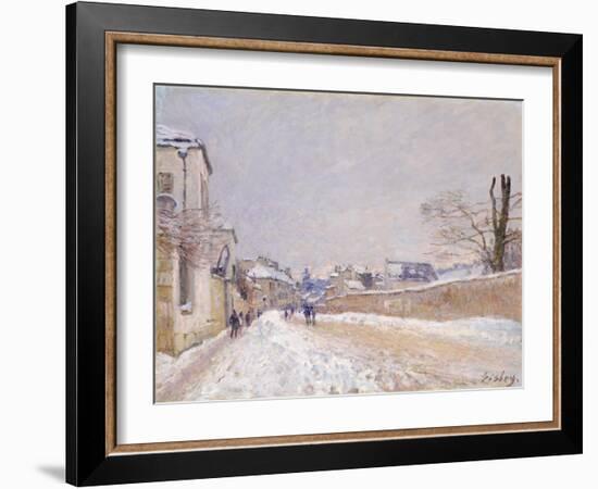 Rue Eugène Moussoir at Moret: Winter, 1891-Alfred Sisley-Framed Giclee Print