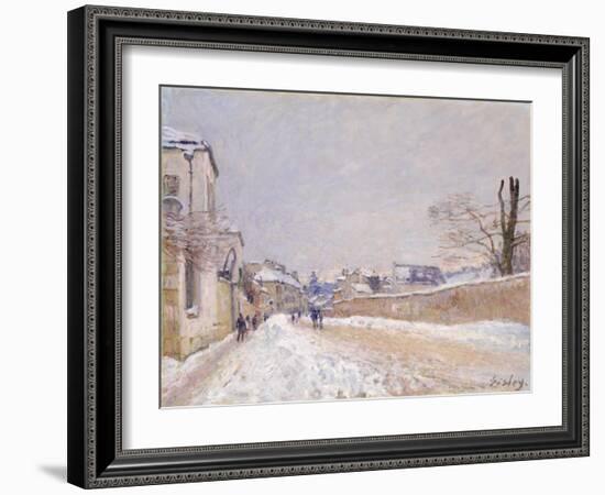 Rue Eugène Moussoir at Moret: Winter, 1891-Alfred Sisley-Framed Giclee Print