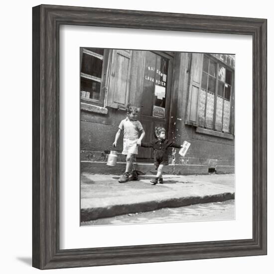 Rue Marcellin Berthelot, Choisy-Le-Roi, c.1945-Robert Doisneau-Framed Art Print