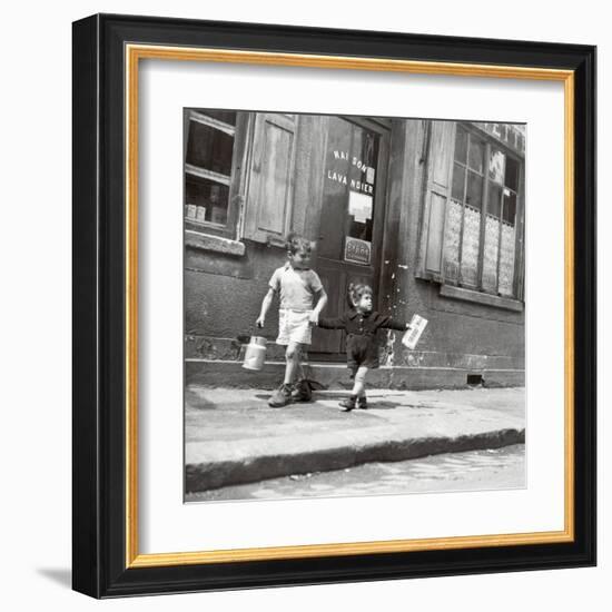 Rue Marcellin Berthelot, Choisy-Le-Roi, c.1945-Robert Doisneau-Framed Art Print