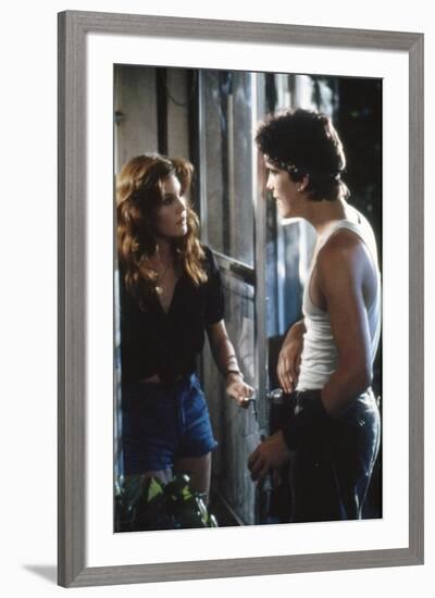 RUMBLE FISH, 1983 directed by FRANCIS FORD COPPOLA Diane Lane and Matt Dillon (photo)-null-Framed Photo