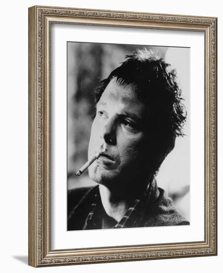 RUMBLE FISH, 1983 directed by FRANCIS FORD COPPOLA Mickey Rourke (b/w photo)-null-Framed Photo