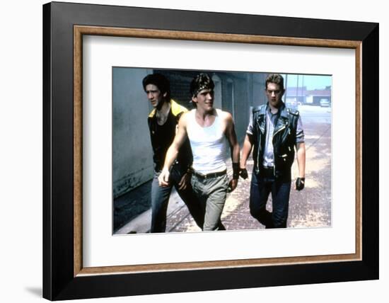 RUMBLE FISH, 1983 directed by FRANCIS FORD COPPOLA Nicolas Cage, Matt Dillon and Chris Penn (photo)-null-Framed Photo