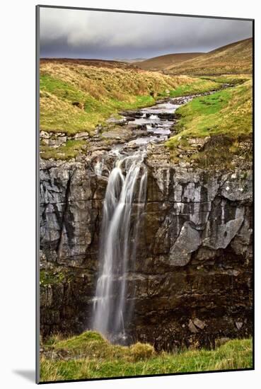 Rural Landscape in North Yorkshire, England-Mark Sunderland-Mounted Photographic Print