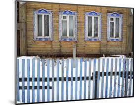 Rural Wooden House, Vladimir Region, Russia-Ivan Vdovin-Mounted Photographic Print