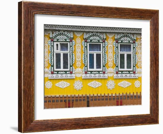 Russia, Ivanovo Oblast, Golden Ring, Plyos, House with Traditional Russian Architecture-Walter Bibikow-Framed Photographic Print