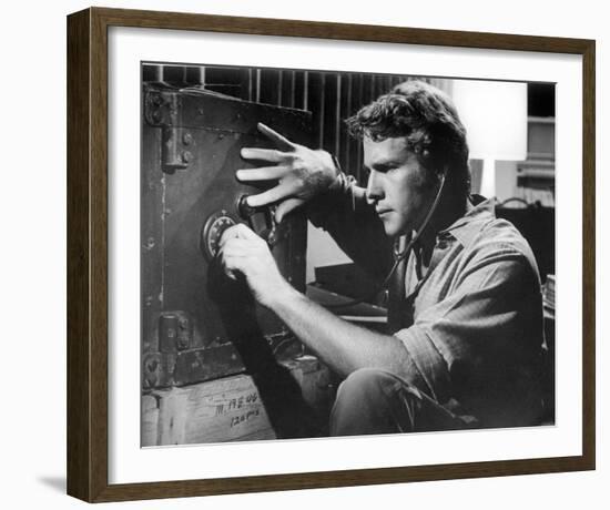 Ryan O'Neal - The Thief Who Came to Dinner-null-Framed Photo
