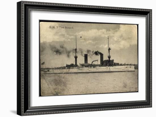 S.M.S. Fürst Bismarck, Kriegsschiff in Fahrt, Rauch-null-Framed Giclee Print