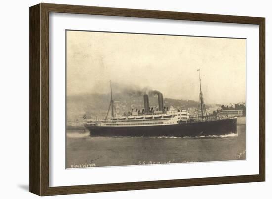 S.S. Berlin in Genua, Lloyd Bremen, Dampfschiff-null-Framed Giclee Print