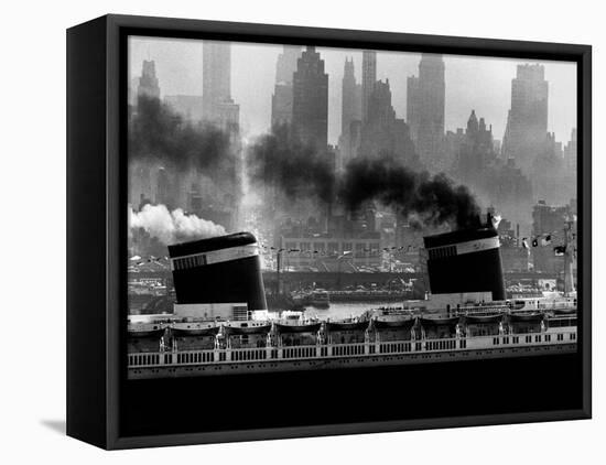 S.S. United States Sailing in New York Harbor-Andreas Feininger-Framed Premier Image Canvas