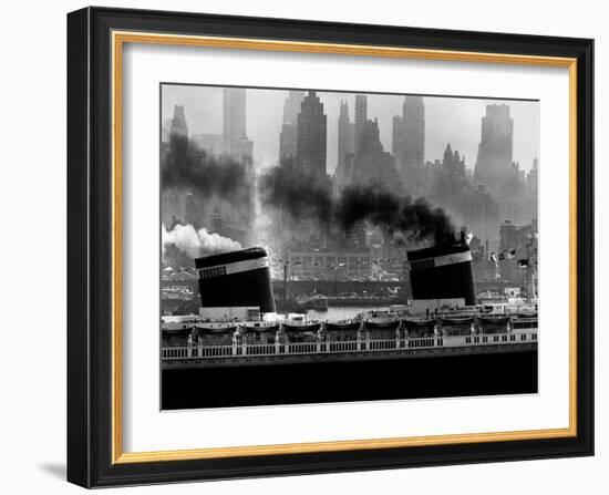 S.S. United States Sailing in New York Harbor-Andreas Feininger-Framed Photographic Print