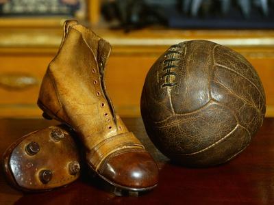 1900 soccer ball