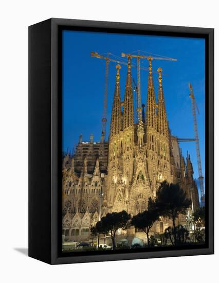 Sagrada Familia at Dusk, UNESCO World Heritage Site, Barcelona, Catalonia, Spain, Europe-Sergio Pitamitz-Framed Premier Image Canvas