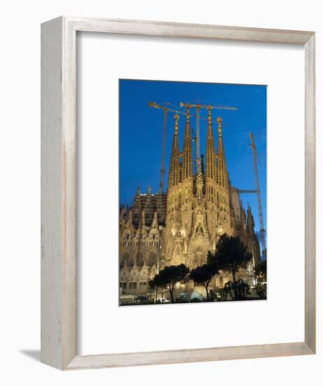 Sagrada Familia at Dusk, UNESCO World Heritage Site, Barcelona, Catalonia, Spain, Europe-Sergio Pitamitz-Framed Photographic Print