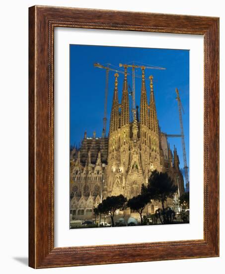 Sagrada Familia at Dusk, UNESCO World Heritage Site, Barcelona, Catalonia, Spain, Europe-Sergio Pitamitz-Framed Photographic Print