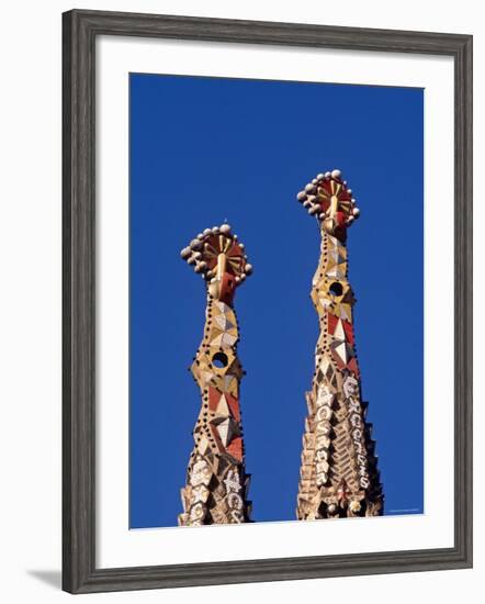 Sagrada Familia, Barcelona, Spain-Jon Arnold-Framed Photographic Print