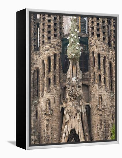 Sagrada Familia Cathedral by Gaudi, UNESCO World Heritage Site, Barcelona, Catalunya, Spain-Nico Tondini-Framed Premier Image Canvas