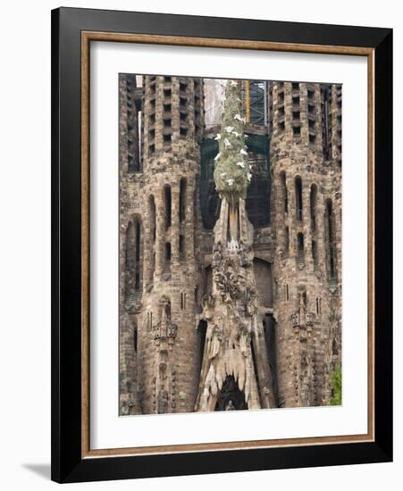 Sagrada Familia Cathedral by Gaudi, UNESCO World Heritage Site, Barcelona, Catalunya, Spain-Nico Tondini-Framed Photographic Print