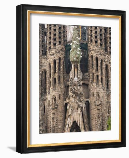 Sagrada Familia Cathedral by Gaudi, UNESCO World Heritage Site, Barcelona, Catalunya, Spain-Nico Tondini-Framed Photographic Print