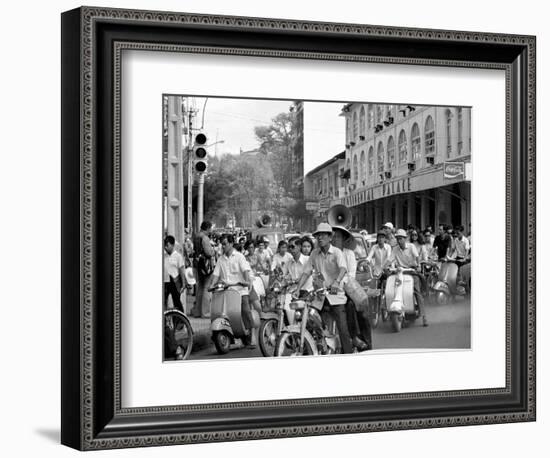 Saigon Curfew 1975-Nick Ut-Framed Photographic Print