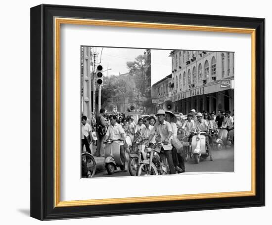 Saigon Curfew 1975-Nick Ut-Framed Photographic Print