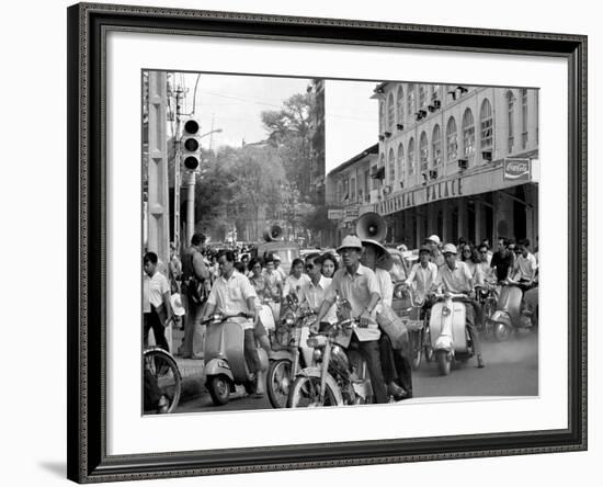 Saigon Curfew 1975-Nick Ut-Framed Photographic Print