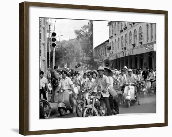 Saigon Curfew 1975-Nick Ut-Framed Photographic Print