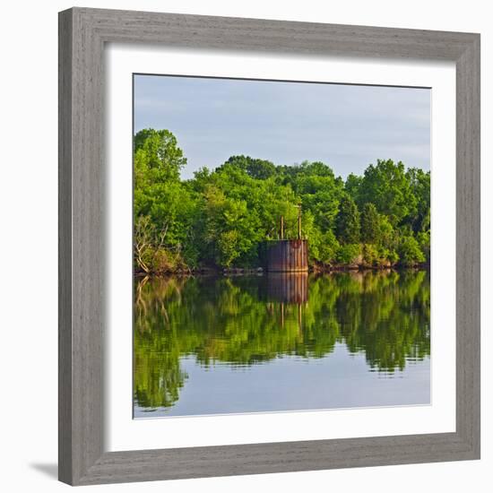 Sailing Along the Tennessee River, Tennessee, USA-Joe Restuccia III-Framed Photographic Print